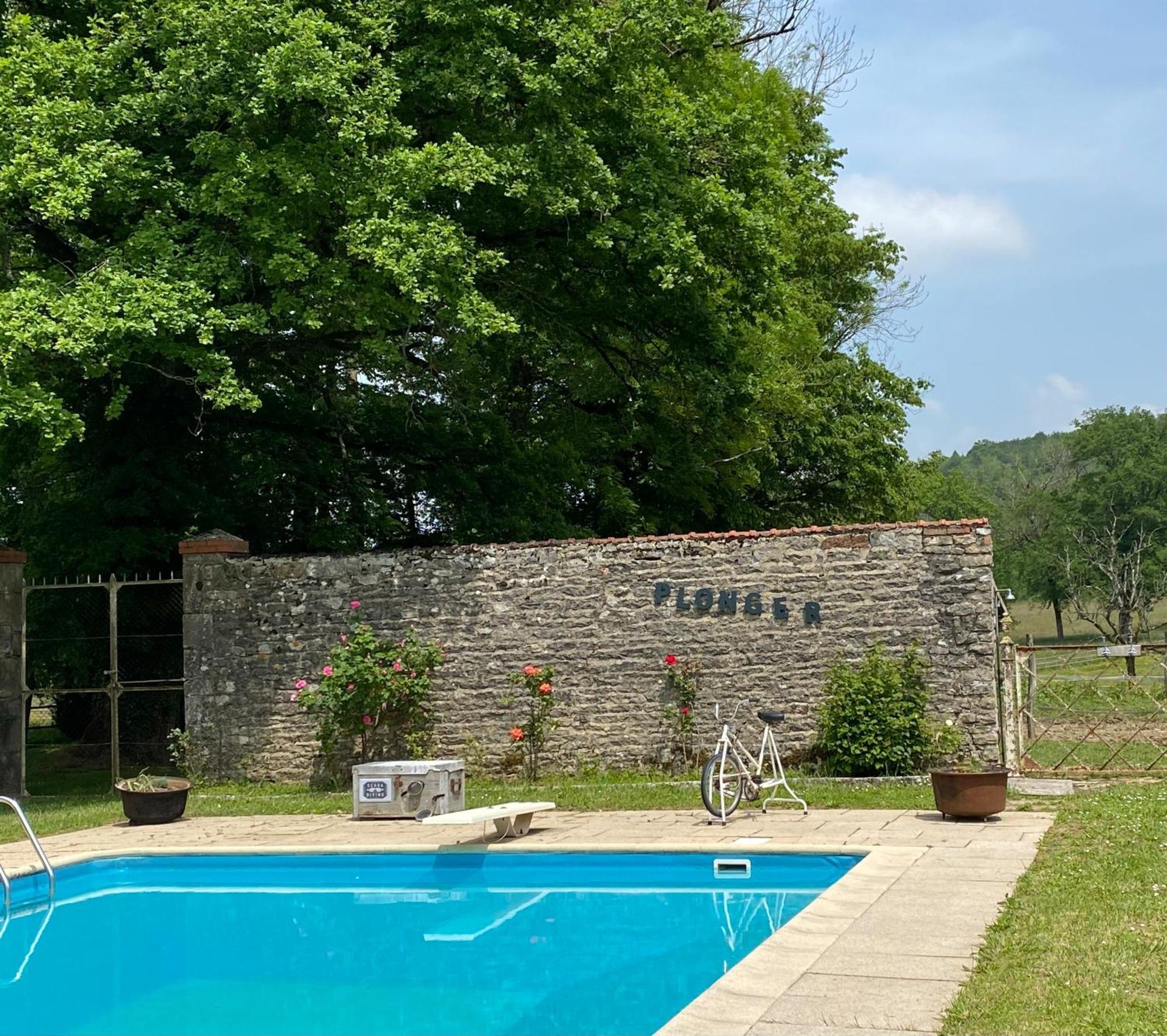 La Roulotte Deluxe De Malpas Panzió Quingey Kültér fotó