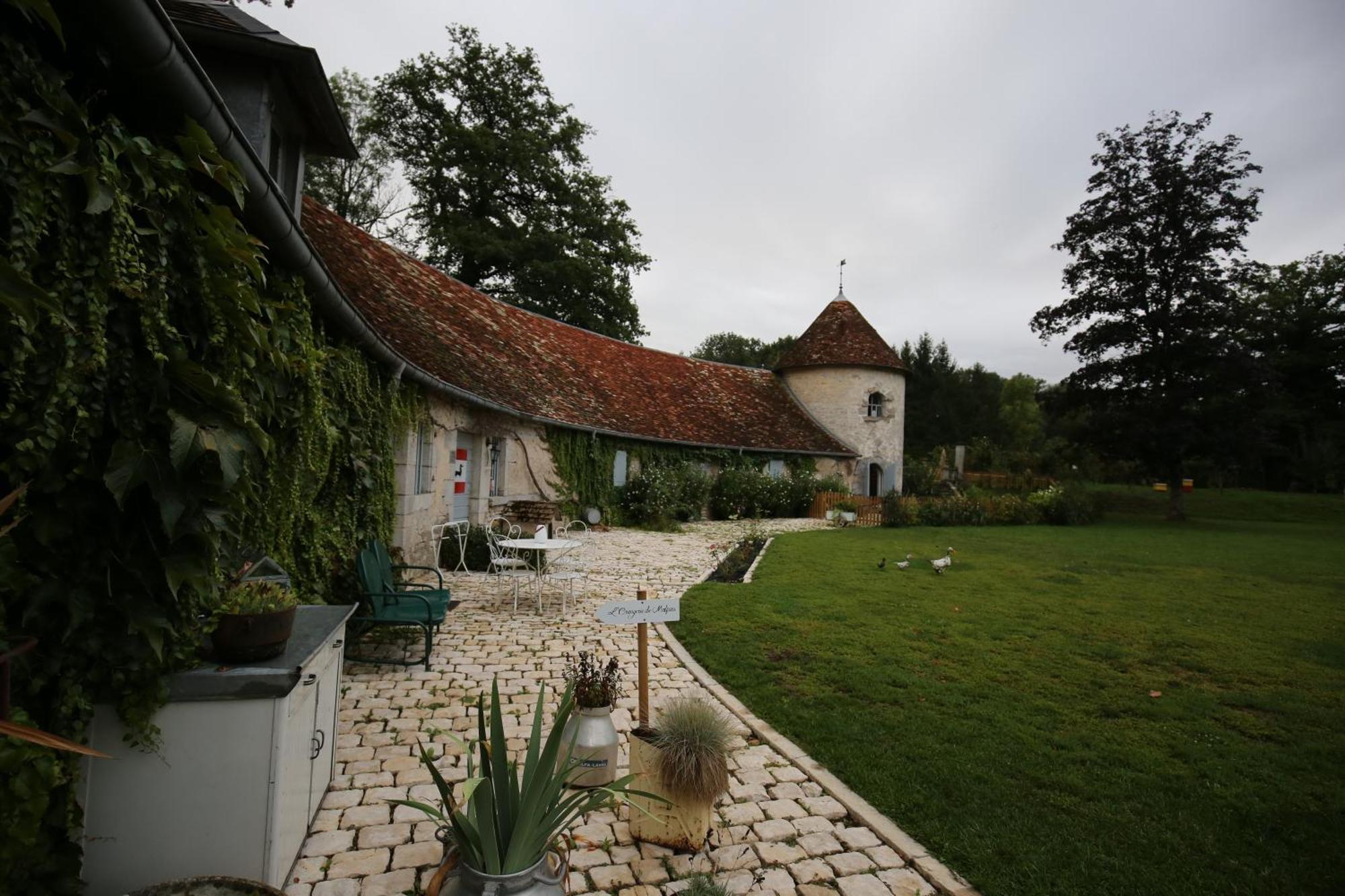 La Roulotte Deluxe De Malpas Panzió Quingey Kültér fotó