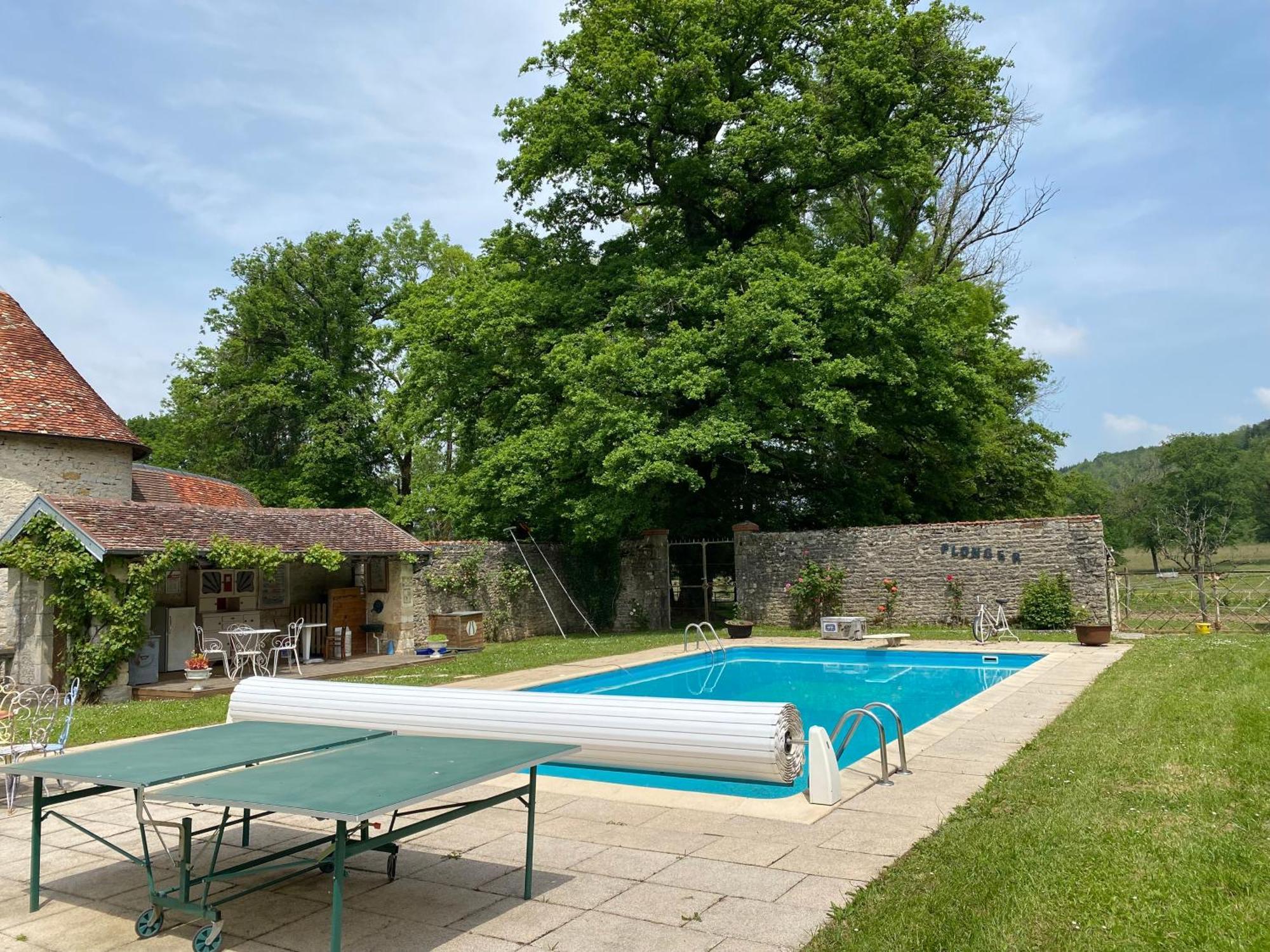 La Roulotte Deluxe De Malpas Panzió Quingey Kültér fotó