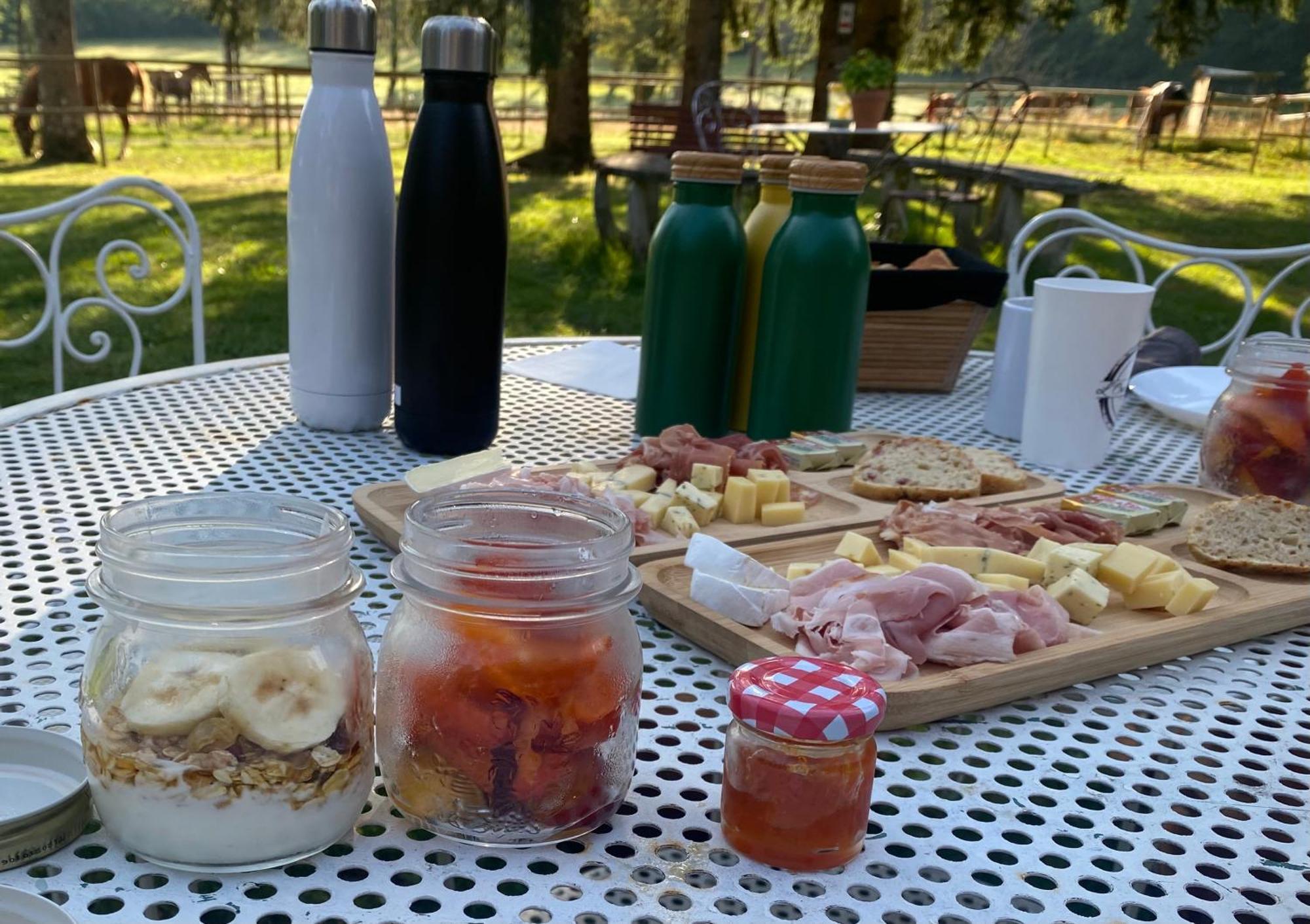 La Roulotte Deluxe De Malpas Panzió Quingey Kültér fotó