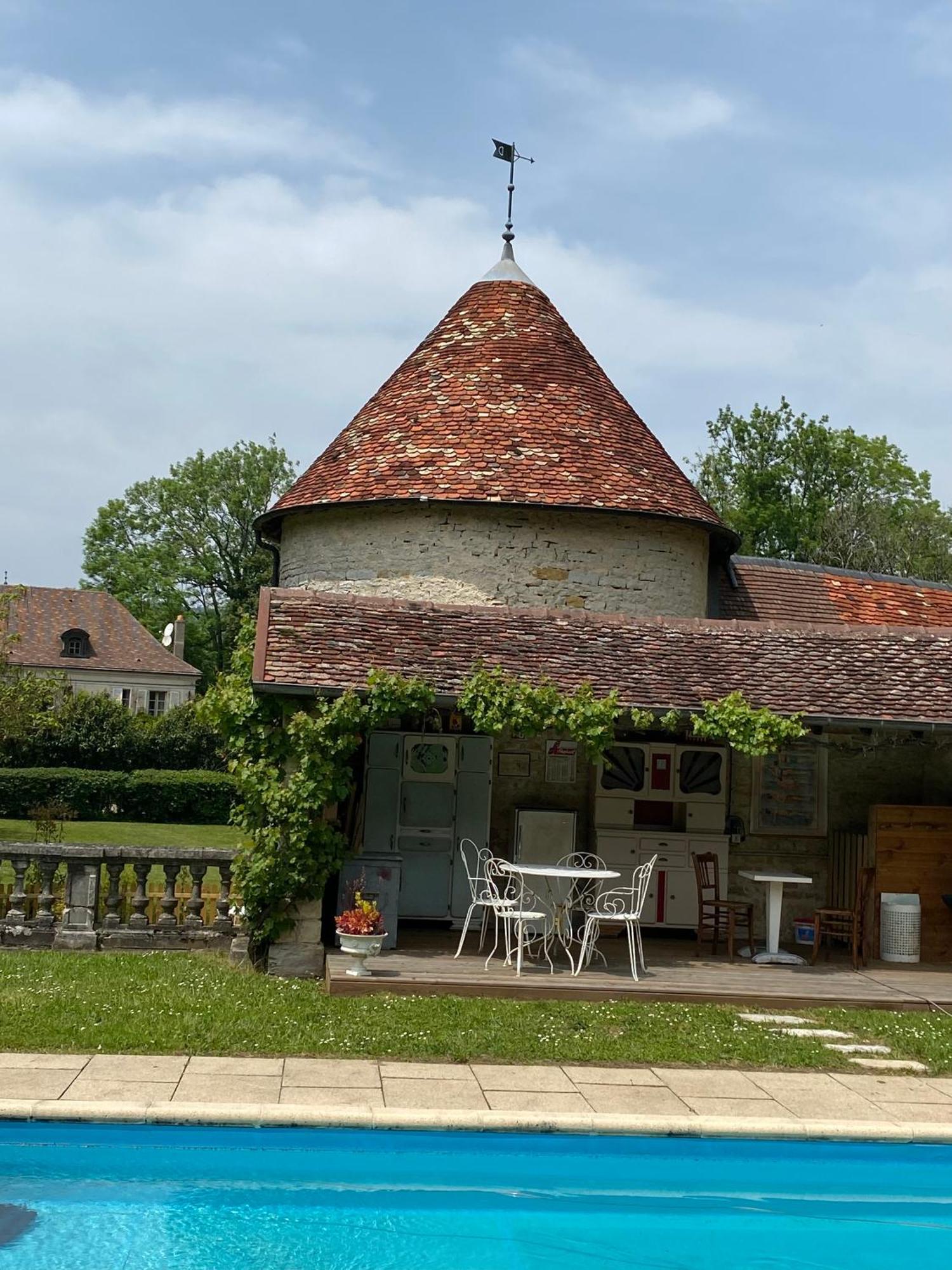 La Roulotte Deluxe De Malpas Panzió Quingey Kültér fotó
